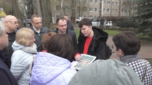 (12+) С мытищинцами обсудили проект благоустройства аллеи Ветеранов