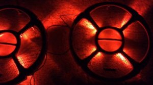 Подсветка колонок авто