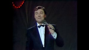 Карел Готт Песни. Karel Gott - Ve tvych zatokach. Поёт Карел Готт.