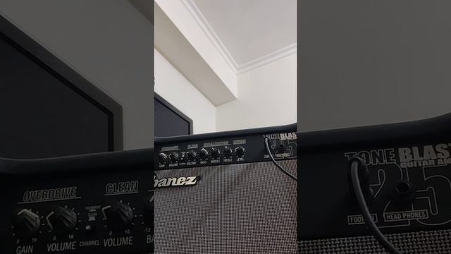 ibanez toneblaster 25R смотреть онлайн