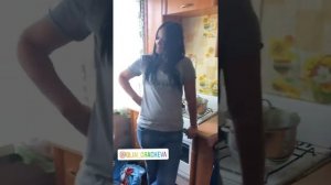 БЕЗУМНЫЙ ПАША. ОЛЕГ МОНГОЛ И САНЯ БЫК ЗАШЛИ В ГОСТИ К ОЛЯЙ.