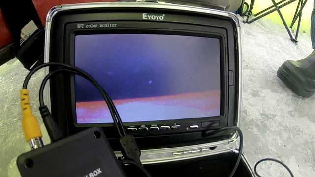 Рыбалка на Ладоге. Кобона. Тест самодельных блёсен и балансира. Окуни в экране камеры. смотреть онлайн