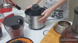 Соковыжималка для овощей и фруктов(Philips HR 1871)