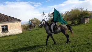 25 апреля Черкесы всего мира отмечают день Черкесского флага.