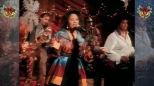 Darlene Love - All Alone On Christmas