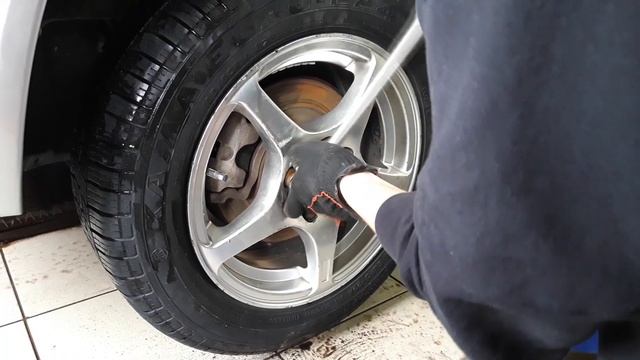 ПЕРЕОБУЛИ ПРИОРУ + ТОРМОЗА смотреть онлайн