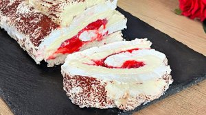Меренговый рулет с клубникой ??#десерт #безе #рецепт
