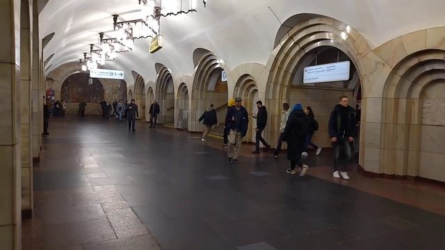 Станция метро "ДОБРЫНИНСКАЯ" смотреть онлайн
