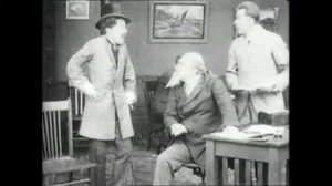 Charlie Chaplin first film - Charlot giornalista (Making a Living)1914/02/02 Зарабатывая на жизнь