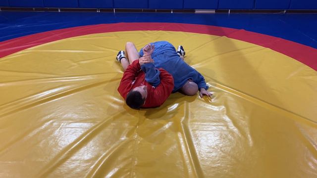 #30 SAMBO САМБО ОБРАТНЫЙ УЗЕЛ ПЛЕЧА, атака соперника со стороны ног. Школа самбо Sambi.st смотреть онлайн