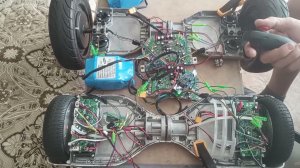 Прошивка двух плат гироскутеров под радиоуправление тележки для 4WD. Демо видео к заказу для С.