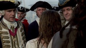 Джек Воробей спасает Элизабетт и ретируется от солдат Норингтона