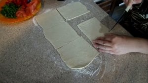 Лодочки из слоёного теста с начинкой. Слойки с начинкой рецепт
