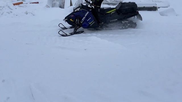 Köp Snöskoter Polaris 800 TITAN ADV 155 på Klaravik смотреть онлайн