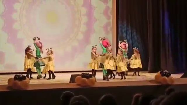 #пчелкамайа #пчелки #танцы #ивантеевка #праздник #занятия #развитиеребенка