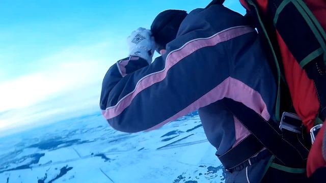 ПРЫЖОК С ПАРАШЮТОМ В -20 с 3000м/НЕЗАБЫВАЕМЫЕ ОЩУЩЕНИЯ