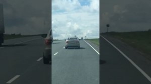 Volkswagen Multivan vs Hyundai Starex vs LADA Vesta