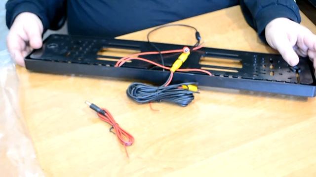 Камера заднего вида в рамке номерного знака с LED подсветкой SmartTech H88 5033 смотреть онлайн