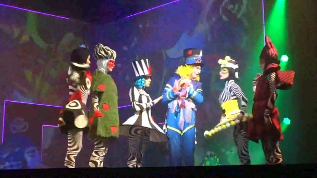 Алиса и страна чудес. Зачем тебе реальный мир? Антон Авдеев. 02.07.2022, день смотреть онлайн