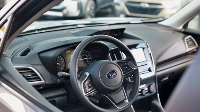 2023 Subaru Forester Base l Walkaround смотреть онлайн