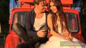 İrem Derici - Evlenmene Bak
اغنية تركية رائعة