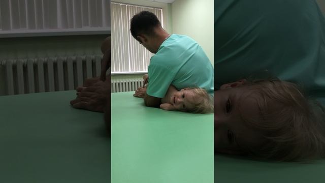 Войта-терапия помогла нам поставить дочь на ноги