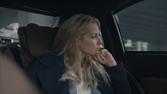 "Так бывает: ютятся в однушке" смотреть онлайн