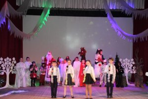 Когда зажигаются ёлки.mp4