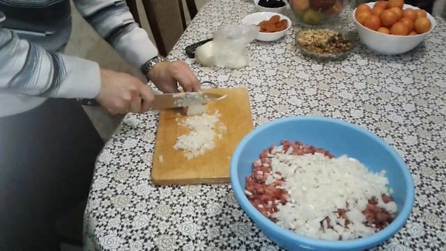 Режем Лук без слез смотреть онлайн