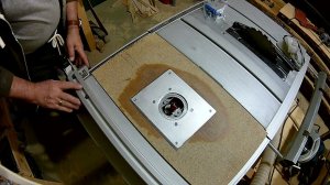 Фрезерный станок из ручного фрезера/Расширяем возможности Makita 2704