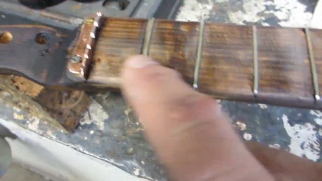 Sound-wave Resonator Guitar- Part 2 . Frets, paint and finish. смотреть онлайн