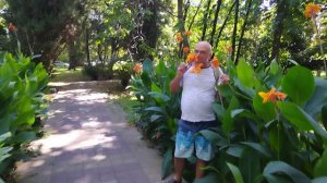 Цветочки нюхаю