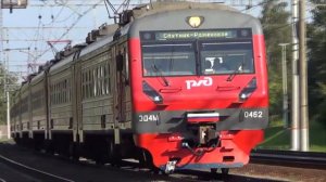 Электропоезд ЭД4М-0462 "Спутник" с новыми наклейками Рэкс на кузове!