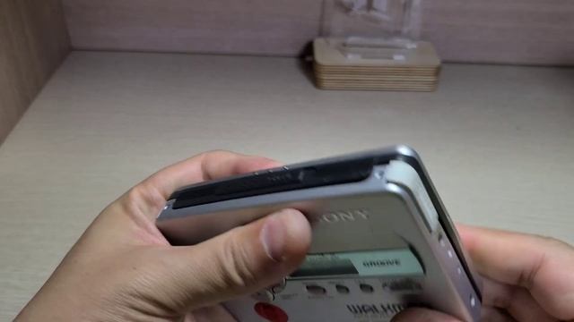 Sony WM-GX677 Cassette Player Walkman смотреть онлайн