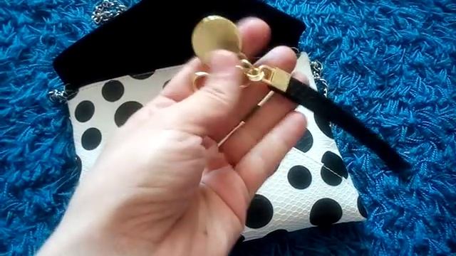 Видеообзор сумочки клатча Полька от Орифлэйм смотреть онлайн