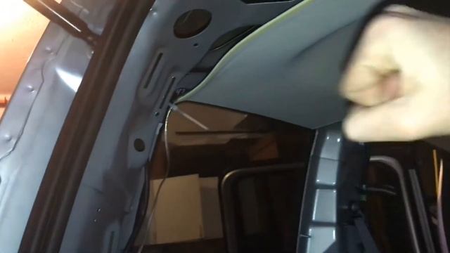 Jeep Liberty KK Complete Interior Panel Removal (Dash, Doors & All Plastic Trim)