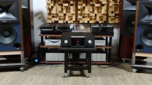 Mega"bookshelf"s from JBL... The new 4349