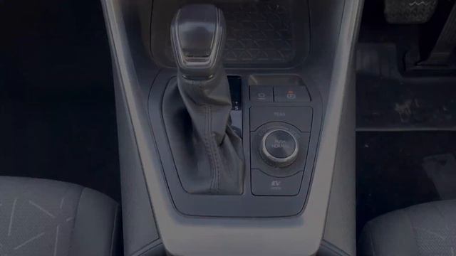 Acorn Stone - Toyota RAV4 2.5 VVT-h Design CVT 4WD - YU19MSO смотреть онлайн