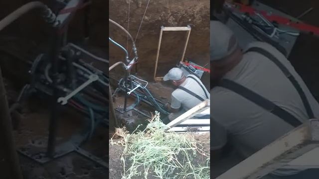 ГНБ. Самодельная мини установка горизонтального бурения. Гидравлика энд Мускул ! ГНБшу. смотреть онлайн