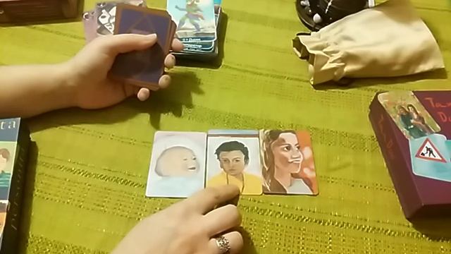 Метафорические и гадальные карты. Различия и общее