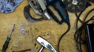 Bosch GEX 125AC dont have power repair. Ball bearings chane