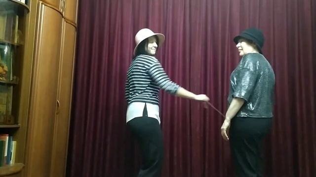 Танцуем дома. Танец с веревочкой смотреть онлайн