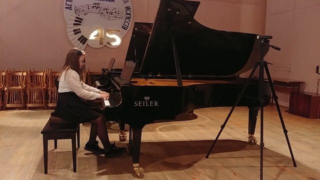 Презентация сборника фортепианной музыки класса Евгения Ларионова смотреть онлайн