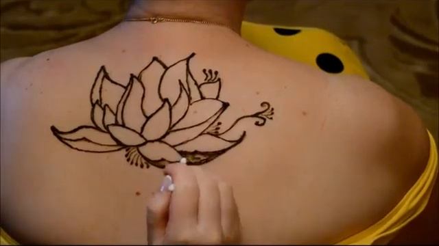 Лотос мехенди. Рисунок хной традиционные индийские мотивы смотреть онлайн