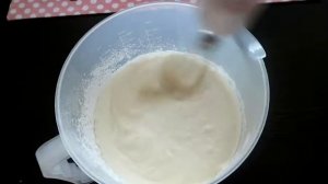 БИСКВИТНЫЙ ТОРТ СО СМЕТАННЫМ КРЕМОМ очень простой рецепт