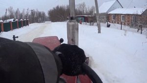 Синтай 120. Чистим снег до темна. Свернул лопату.