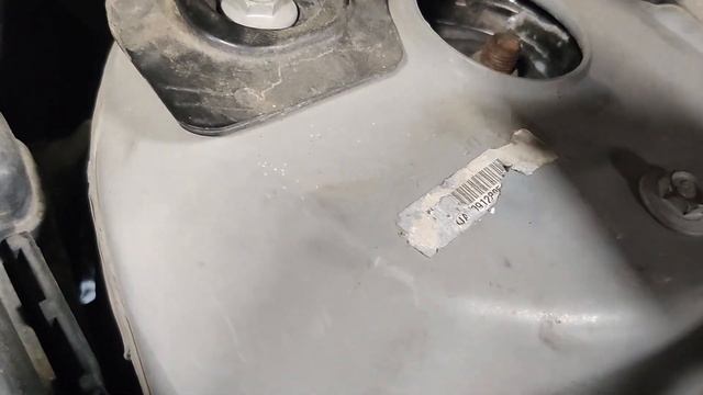 Como cambiar los amortiguadores de un 2009 Nissan Altima | Netro Garage смотреть онлайн