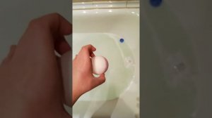 эксперемент бомбочка в воду
