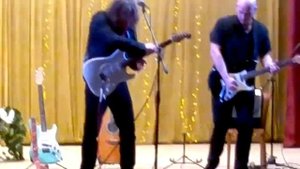 Виктор Зинчук в городе Лиски исполняет Баха\Viktor Zinchuk