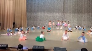 Выступление подготовительной группы хореографического колледжа. Танец " Аквариум"